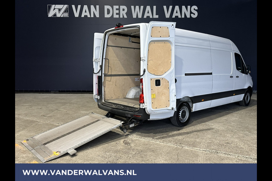 Mercedes-Benz Sprinter 316 CDI 164pk L3H2 *Laadklep* Euro6 Airco | Camera | Navigatie | Apple Carplay Android Auto, Stoelverwarming, Bijrijdersbank