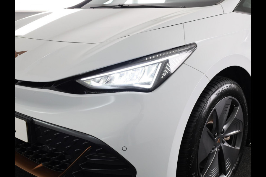 CUPRA Born Essential 62 kWh 204 pk | Navigatie via App | Parkeersensoren | LED koplampen | Autom. airco |