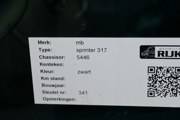 Mercedes-Benz Sprinter 317 CDI L2H2 Pro 3500 kg trekhaak, LED verlichting, Geveerde stoel