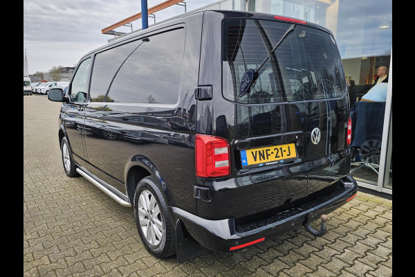 Volkswagen Transporter 2.0 TDI L1H1 | 204 pk ! Automaat | Trekhaak | Full led | Camera | Navigatie | Stuurwielbediening | Sidebars | Bijrijdersbank | Nette auto!