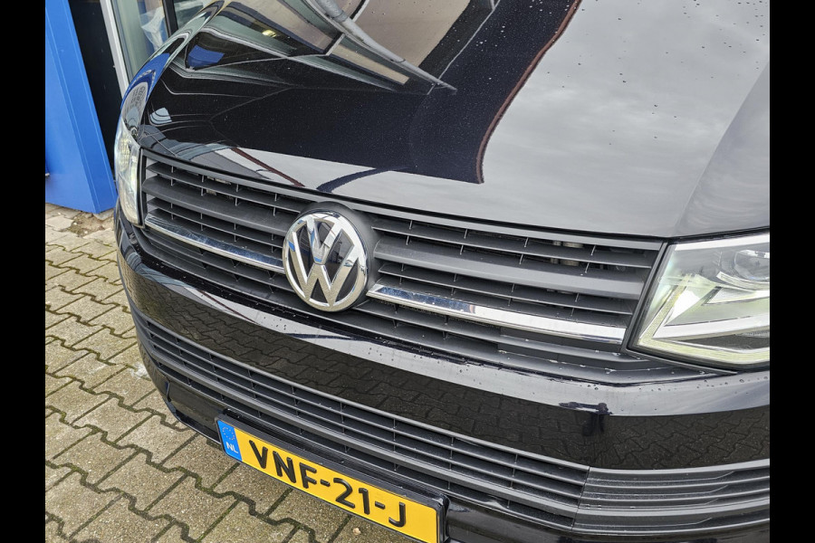 Volkswagen Transporter 2.0 TDI L1H1 | 204 pk ! Automaat | Trekhaak | Full led | Camera | Navigatie | Stuurwielbediening | Sidebars | Bijrijdersbank | Nette auto!