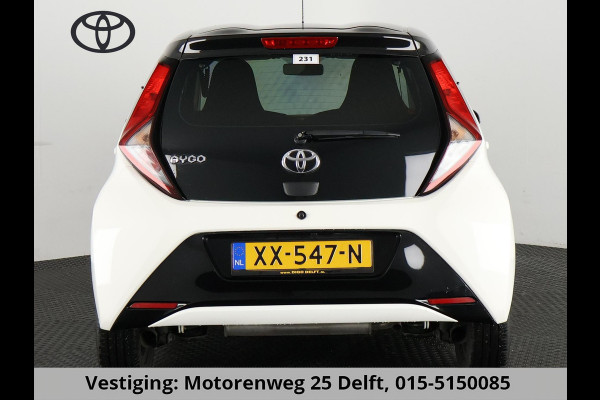 Toyota Aygo 1.0 VVT-i X-PLAY AUTOMAAT BI-TONE AIRCO. CAMERA. GARANTIE TOT 4-2029 !!