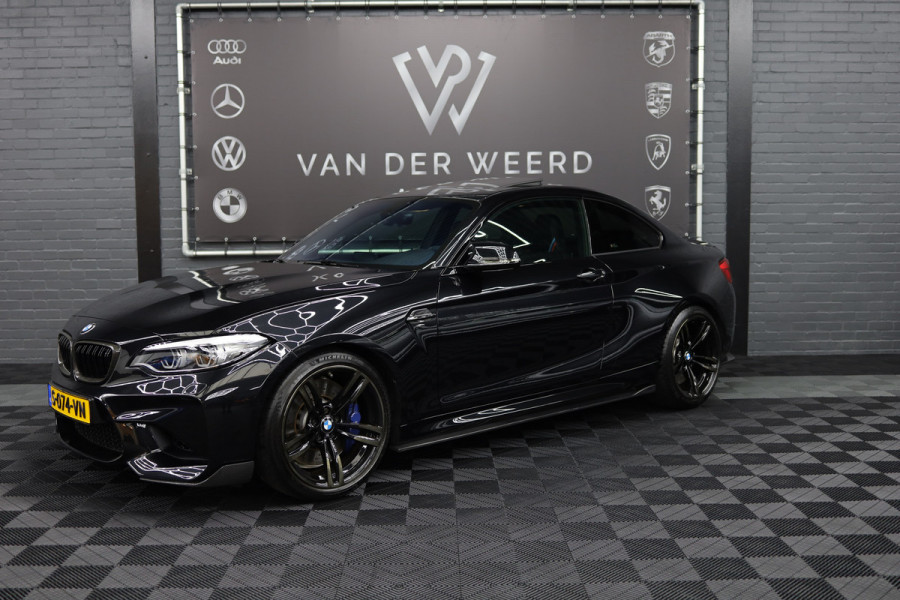 BMW M2 Coupé M2 DCT | CS Stoelen | CS Stuur | Carbon parts | Target Blue eye en Laser Track Flare tegen meerprijs €2.750,00 |