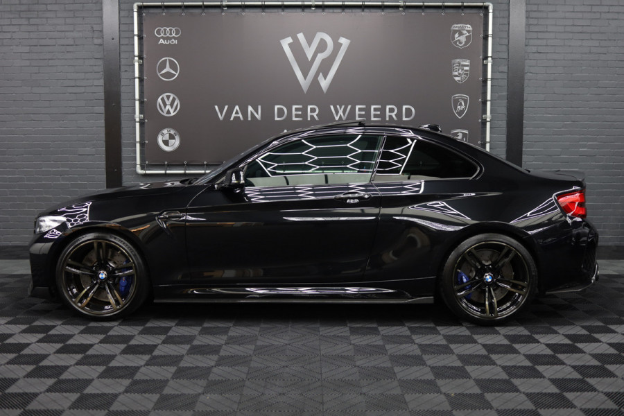 BMW M2 Coupé M2 DCT | CS Stoelen | CS Stuur | Carbon parts | Target Blue eye en Laser Track Flare tegen meerprijs €2.750,00 |
