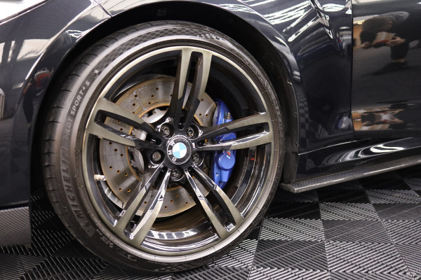 BMW M2 Coupé M2 DCT | CS Stoelen | CS Stuur | Carbon parts | Target Blue eye en Laser Track Flare tegen meerprijs €2.750,00 |