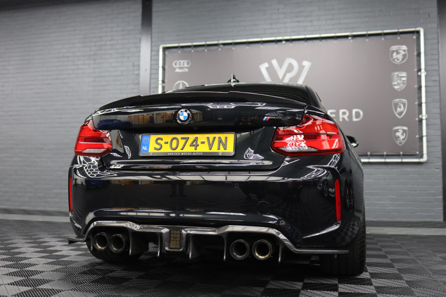 BMW M2 Coupé M2 DCT | CS Stoelen | CS Stuur | Carbon parts | Target Blue eye en Laser Track Flare tegen meerprijs €2.750,00 |
