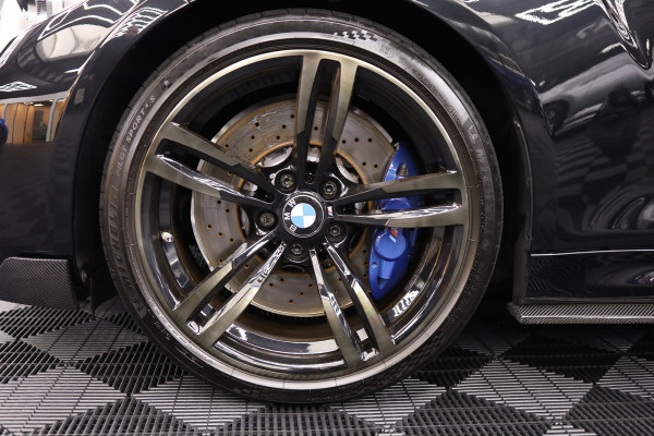 BMW M2 Coupé M2 DCT | CS Stoelen | CS Stuur | Carbon parts | Target Blue eye en Laser Track Flare tegen meerprijs €2.750,00 |