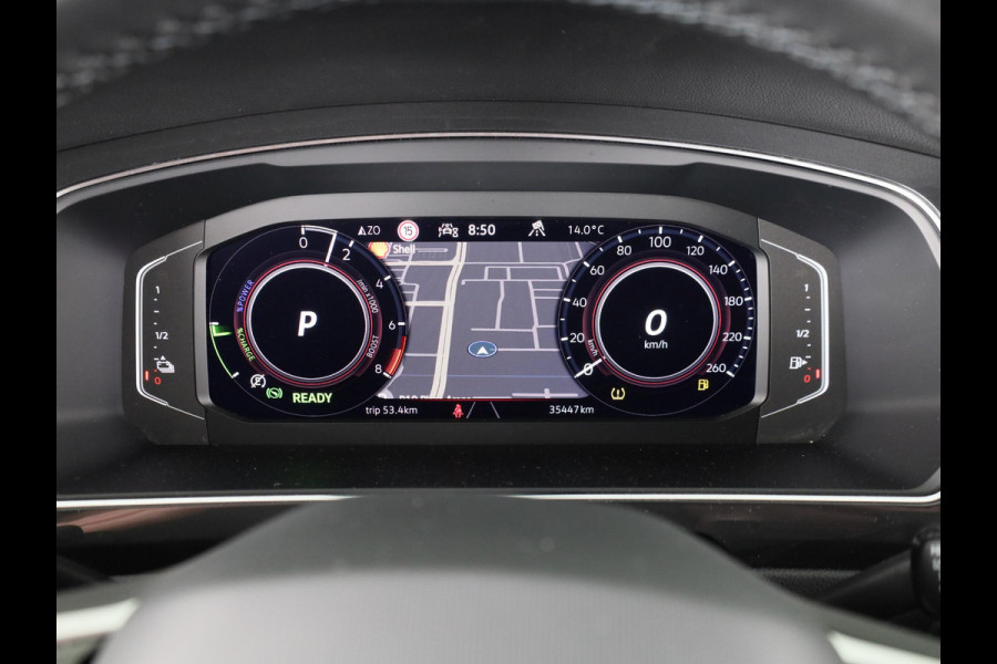 Volkswagen Tiguan 1.4 TSI eHybrid R-Line Business+ 245 pk Automaat (DSG) | Navigatie | Parkeersensoren (Park assist) | Achteruitrijcamera | Stoelverwarming | Black Style pakket |