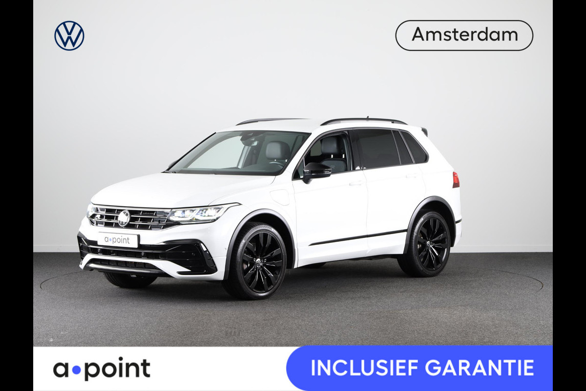 Volkswagen Tiguan 1.4 TSI eHybrid R-Line Business+ 245 pk Automaat (DSG) | Navigatie | Parkeersensoren (Park assist) | Achteruitrijcamera | Stoelverwarming | Black Style pakket |