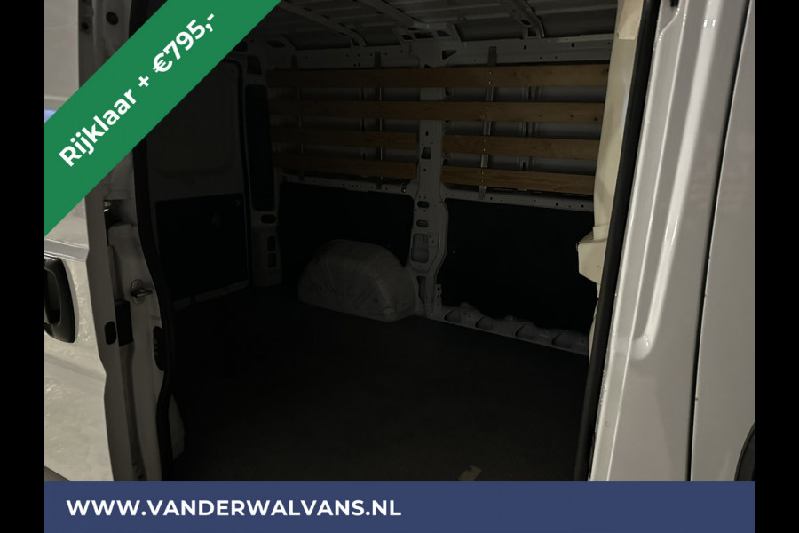 Peugeot Boxer 2.2 BlueHDi 120pk L1H1 RIJKAAR Euro6 Airco | Camera | Navigatie | Cruisecontrol Sidebars, Parkeersensoren, Bijrijdersbank, 2500kg trekvermogen