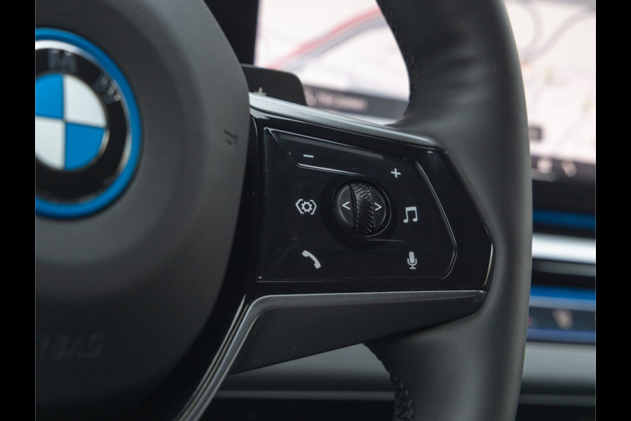 BMW 5 Serie 550e xDrive - Comfortzetels - Driving Ass Prof - Stoelventilatie - Head-Up