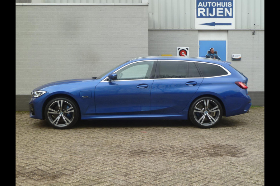 BMW 3 Serie Touring 330e xDrive M-Sport|Panodak|Head-Up|Adaptive-Cruise|360-Camera|Elektr.Trekhaak|Memory|Laser