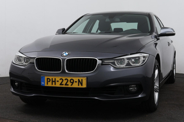 BMW 3-serie 320i Corporate Lease Executive(NL-auto, Dealer OnderH, Navi, Parkeersensoren, Sportstoelen, Climate Con, Etc)