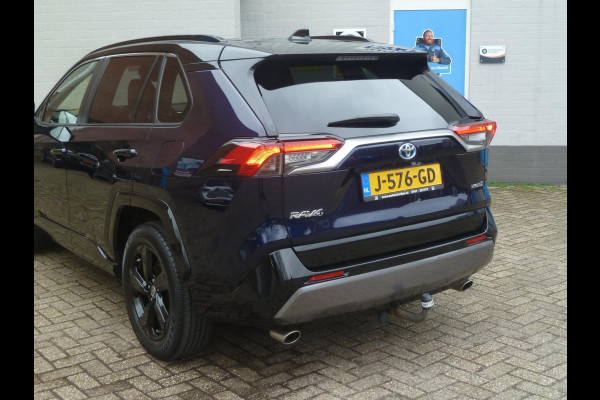 Toyota RAV4 2.5 Hybrid AWD Bi-Tone|Leder|Stoel/Stuurverwarming|Camera|Keyless-Entry|Trekhaak|1650KG Trekgewicht!