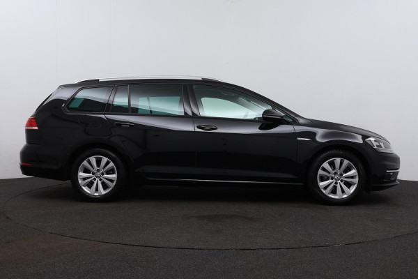 Volkswagen GOLF Variant 1.5 TSI Comfortline (NAVIGATIE, CAMERA, STOELVERWARMING, PARKEERSENSOREN, CARPLAY, GOED ONDERHOUDEN)