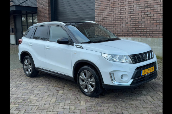 Suzuki Vitara 1.0 Boosterjet Select / Navigatie + Camera / Climate control / Stoelverwarming / Cruise Control / 1e Eigenaar