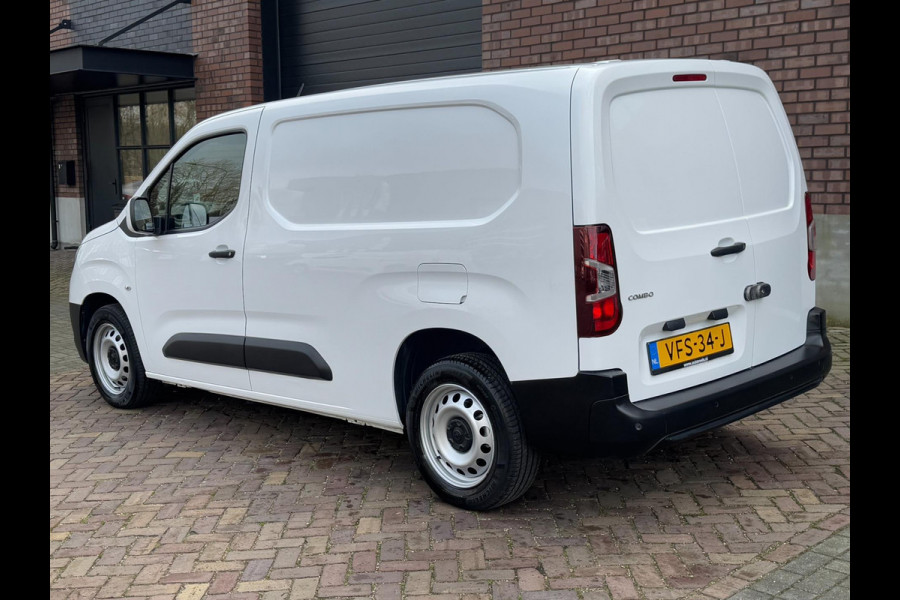 Opel Combo 1.5D L2H1 Edition / 100 PK / Navigatie / Cruise Control / Parkeersensoren / Gatelock / 1e Eigenaar