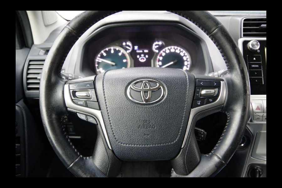 Toyota Land Cruiser 2.8 D-4D-F 177PK AUT. LED, LEDER, CAMERA, 3.5T TREKHAAK, NAVI, CRUISE, CLIMA, STOELVERWARMING, ELEKTR.