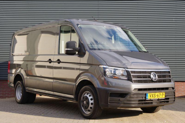 Volkswagen Crafter 50 2.0 TDI L3H2 (L2H1) 177PK AUT. 3.5T TREKGEW. DUBBEL LUCHT, CAMERA, NAVI, CRUISE, AIRCO, STOELVERWARMING, DUBBEL LUCHT