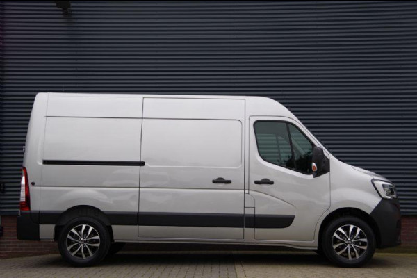 Renault Master T35 2.3 dCi 135PK L2H2 Work Edition CAMERA, NAVI, CRUISE, AIRCO, APPLE CARPLAY/ANDROID, PDC DUBBELE CABINE LEVERB.