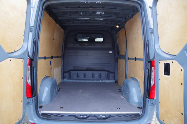 Mercedes-Benz Sprinter 143PK 2.2 CDI L1H1 3-ZITS, AUT. CAMERA, TREKHAAK, STOELVERWARMING, APPLE CARPLAY, CLIMA, STANDKACHEL