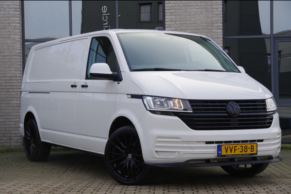 Volkswagen Transporter 2.0 TDI L2 150PK AUT-7, ADAPT. CRUISE, TREKHAAK, CAMERA, NAVI, APPLE CARPLAY/ANDROID AUTO, AIRCO