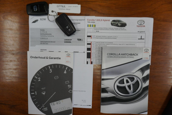 Toyota Corolla 1.8 Hybrid Business Intro/Head-Up/17Inch/ Stoelverwarming/Dealeronderhouden