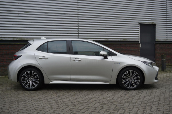 Toyota Corolla 1.8 Hybrid Business Intro/Head-Up/17Inch/ Stoelverwarming/Dealeronderhouden