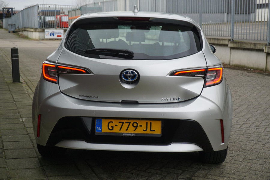 Toyota Corolla 1.8 Hybrid Business Intro/Head-Up/17Inch/ Stoelverwarming/Dealeronderhouden