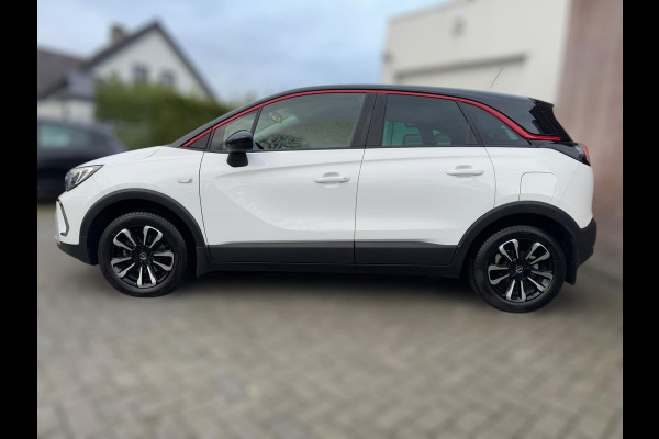 Opel Crossland 1.2 Turbo GS Line CAMERA / 4-SEIZOENENBANDEN / NAVIGATIE / CRUISECONTROL / ECC / CARPLAY / PDC VOOR & ACHTER