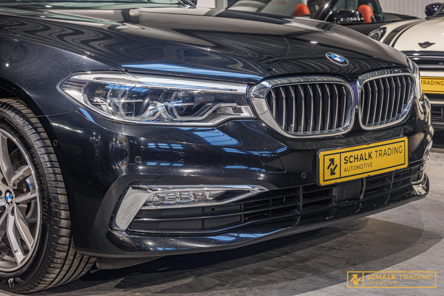 BMW 5 Serie Touring 520d High Executive|Dealer|Pano|ACC|