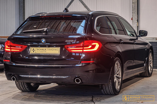 BMW 5 Serie Touring 520d High Executive|Dealer|Pano|ACC|