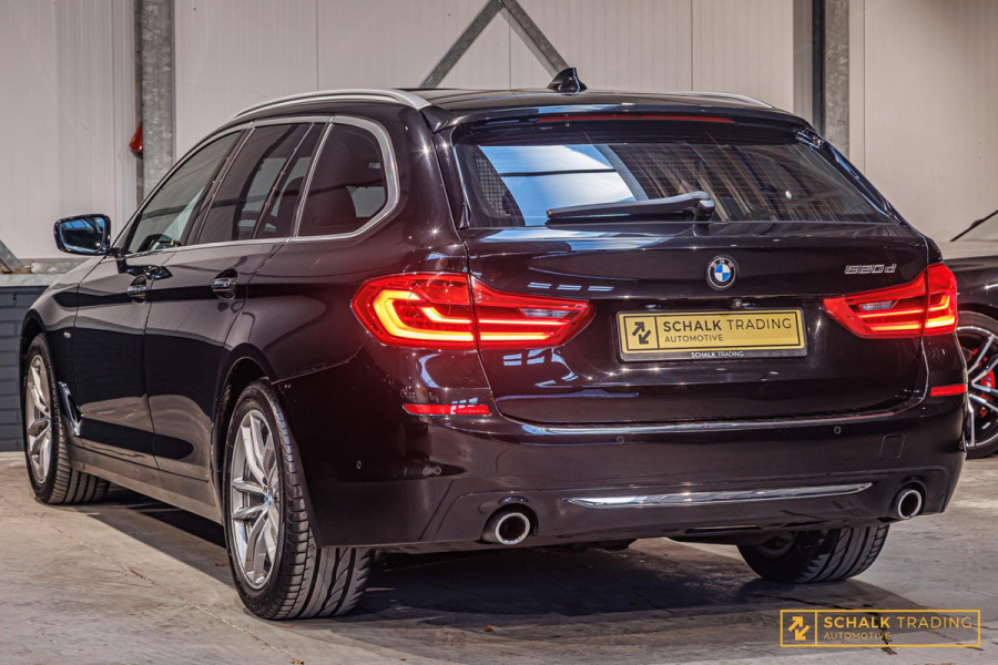 BMW 5 Serie Touring 520d High Executive|Dealer|Pano|ACC|