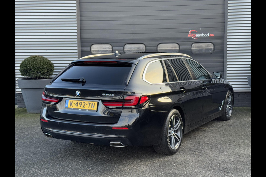 BMW 5 Serie Touring 530e High Executive | Panoramadak | TV Schermen Achter | Elektrische Trekhaak | Elektrische Achterklep | DAB |