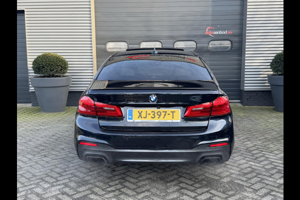 BMW 5 Serie M550i xDrive High Executive | Panoramadak | Head-Up Display | Harmon Kardon | Camera | Stoel Ventilatie/Verwarming |