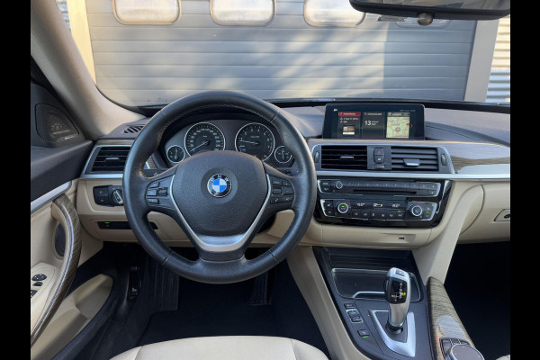 BMW 3-serie Gran Turismo 320i High Executive | Panoramadak | Camera | DAB | Harmon Kardon | Lederen Bekleding | Lane Assist |