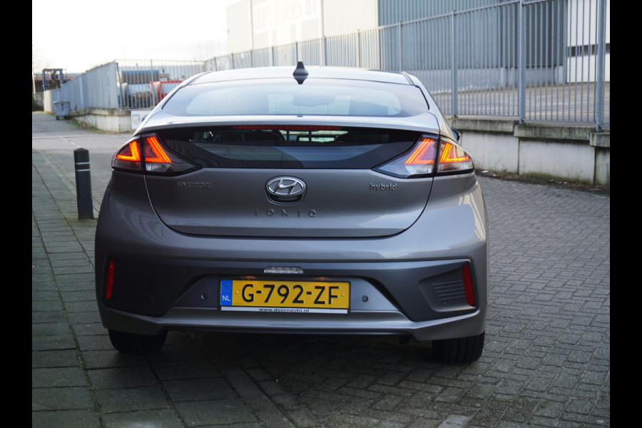 Hyundai IONIQ 1.6 GDi Hybrid Premium/Facelift/Leer/17Inch/ Geen import/Navi/1e Eigenaar/Nederlandse auto.