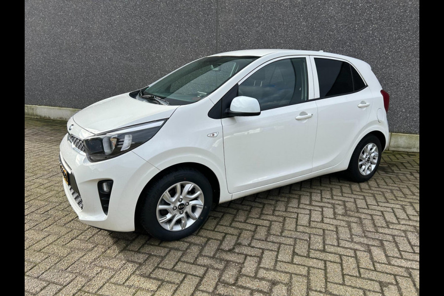 Kia Picanto 1.0 MPi ComfortPlusLine | STOEL/STUURVERWARMING | CARPLAY | NAVI | APK T/M 29-1-2027 | GROTE BEURT | NIEUWE BANDEN