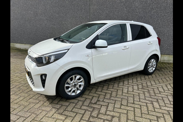 Kia Picanto 1.0 MPi ComfortPlusLine | STOEL/STUURVERWARMING | CARPLAY | NAVI | APK T/M 29-1-2027 | GROTE BEURT | NIEUWE BANDEN