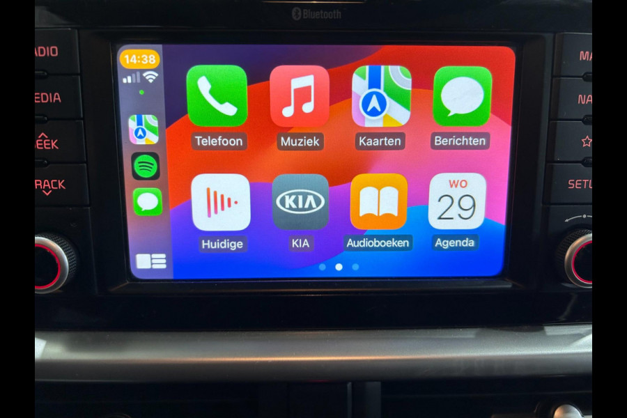 Kia Picanto 1.0 MPi ComfortPlusLine | STOEL/STUURVERWARMING | CARPLAY | NAVI | APK T/M 29-1-2027 | GROTE BEURT | NIEUWE BANDEN