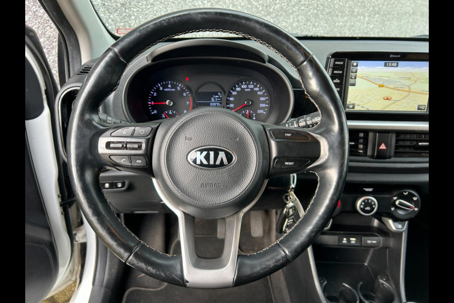 Kia Picanto 1.0 MPi ComfortPlusLine | STOEL/STUURVERWARMING | CARPLAY | NAVI | APK T/M 29-1-2027 | GROTE BEURT | NIEUWE BANDEN