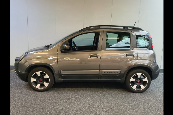 Fiat Panda 1.0 Hybrid City Cross uit 2020 Rijklaar +12 maanden Bovag-garantie Henk Jongen Auto's in Helmond,  al 50 jaar service zoals 't hoort!