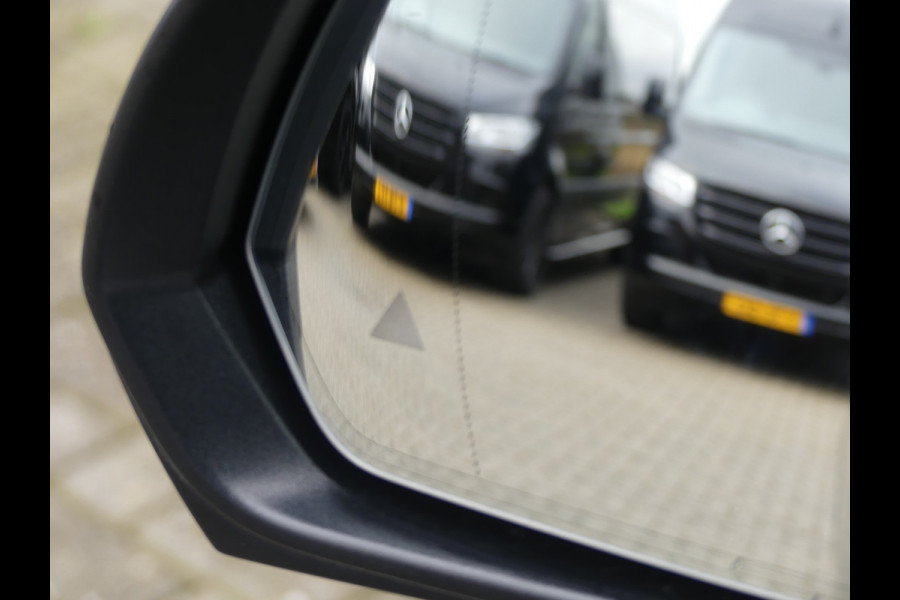 Mercedes-Benz V-Klasse 300d Extra Lang Dubbel Cabine AMG Pakket Luchtvering/Trekhaak