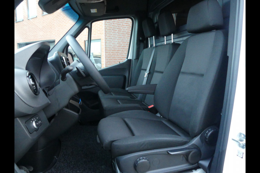 Mercedes-Benz Sprinter 317 CDI L2H2 3500KG Trekgewicht Camera/Airco/PDC