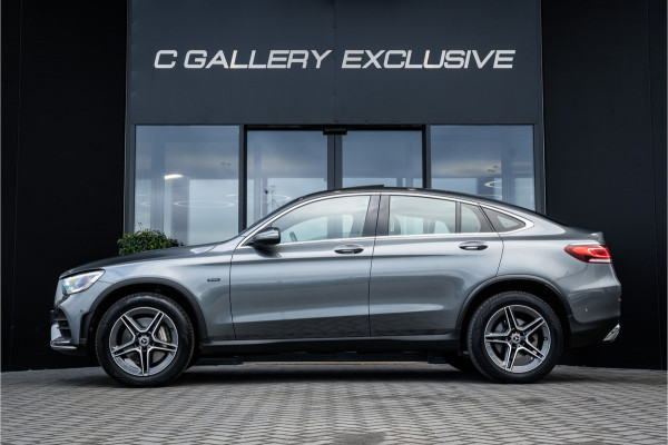 Mercedes-Benz GLC Coupé GLC 300e 4MATIC Premium AMG - Panorama | Burmester | Elek. Trekhaak | Stoelkoeling & Massage | ACC