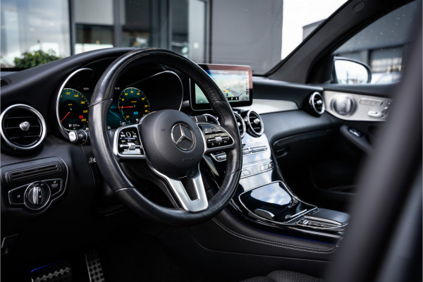 Mercedes-Benz GLC Coupé GLC 300e 4MATIC Premium AMG - Panorama | Burmester | Elek. Trekhaak | Stoelkoeling & Massage | ACC