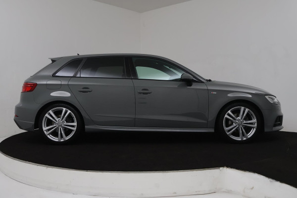 Audi A3 Sportback 35 TFSI CoD Advance Sport (NAVIGATIE, STOELVERWARMING, DIGITAAL DASHBOARD, NL-AUTO, GOED ONDERHOUDEN)