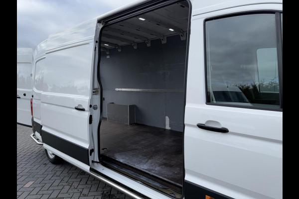 Volkswagen Crafter 35 2.0 TDI 141 PK HIGHLINE+ / L4H3 / 1e EIG. / NETTE BUS / AIRCO / CRUISE / NAVI / CAMERA / 3-ZITS