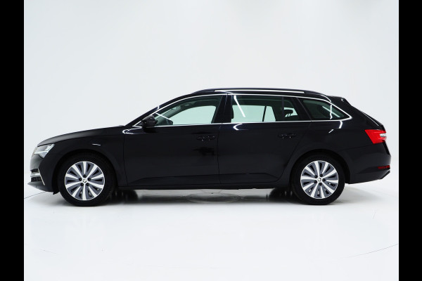 Škoda Superb Combi 1.4 TSI iV 218PK | Adaptive Cruise | Camera | Stoel/Stuur verwarming | Carplay