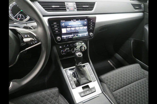 Škoda Superb Combi 1.4 TSI iV 218PK | Adaptive Cruise | Camera | Stoel/Stuur verwarming | Carplay